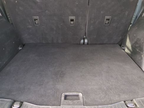 Used 2021 Ford Escape SE w/ SE Sport Appearance Package image 33