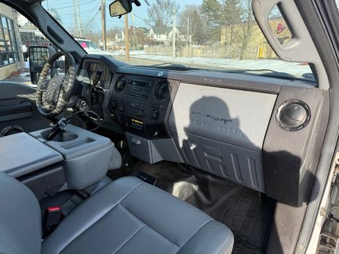 Used 2013 Ford F450 XL w/ High Capacity Trailer Tow Pkg image 13