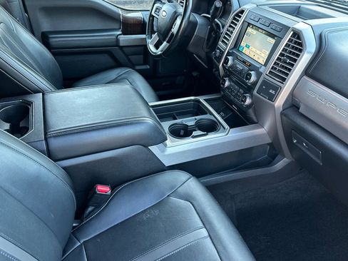 Used 2017 Ford F350 Platinum w/ Platinum Ultimate Package image 16