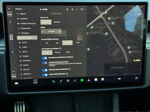 Used 2021 Tesla Model S Plaid image 27