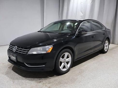 Used 2012 Volkswagen Passat TDI SE image 5