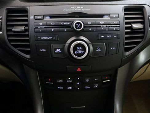 Used 2013 Acura TSX Sedan image 18