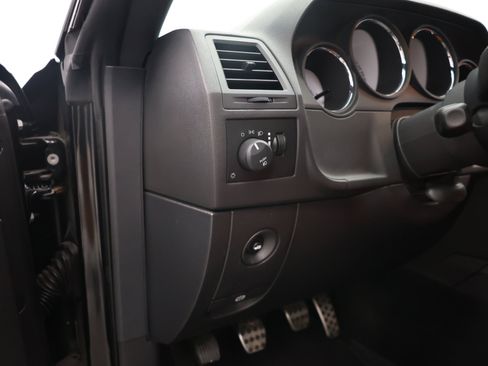 Used 2009 Dodge Challenger R/T RWD image 25