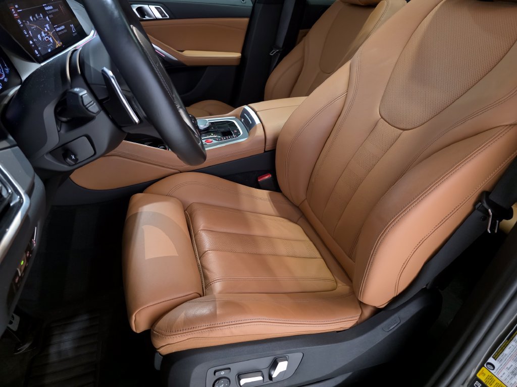Used 2022 BMW X6 xDrive40i w/ M Sport Package AWD/4WD image 17