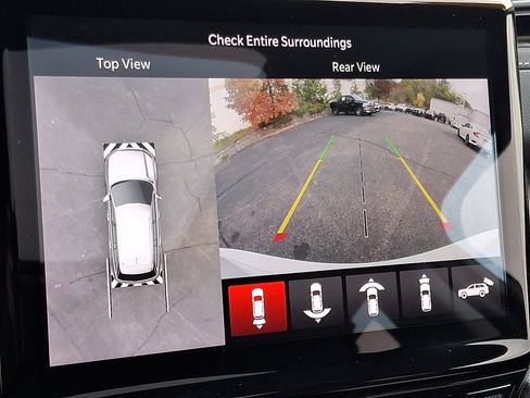 Used 2023 Jeep Grand Cherokee 30th Anniversary image 18