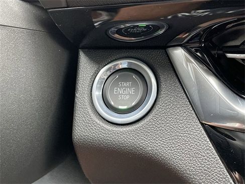 Used 2024 Buick Envista Sport Touring w/ Convenience I Package image 16