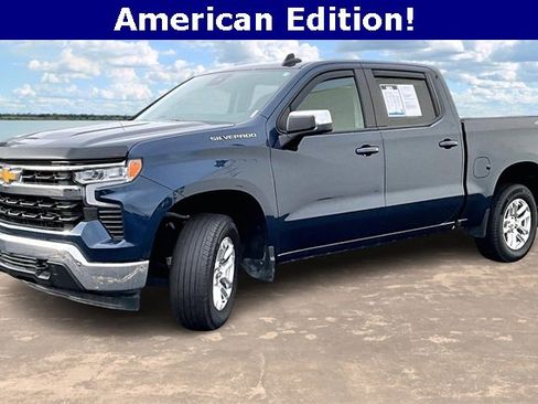 Used 2023 Chevrolet Silverado 1500 LT image 3