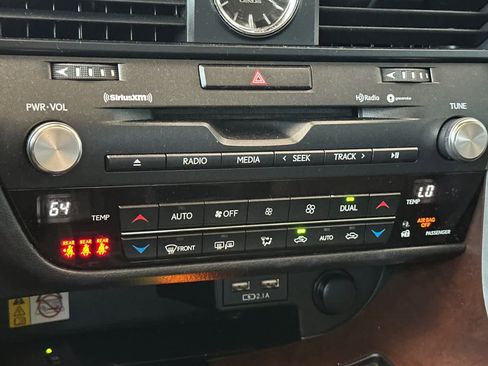 Used 2021 Lexus RX 350 AWD w/ Premium Package image 23