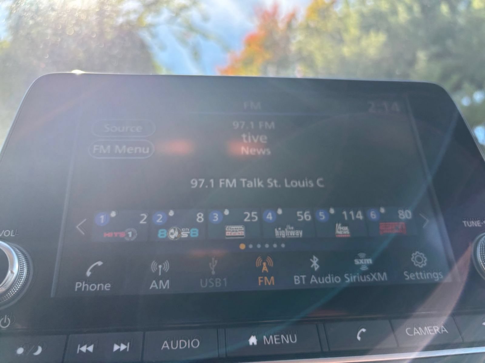 Used 2025 Nissan Sentra SV FWD image 19