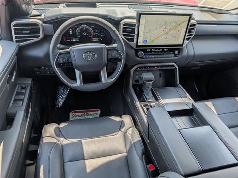 Used 2026 Toyota Sequoia Platinum AWD/4WD image 29