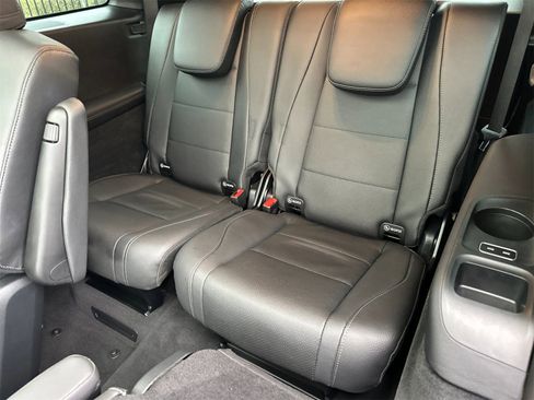 Certified 2023 Mercedes-Benz GLS 450 4MATIC image 17