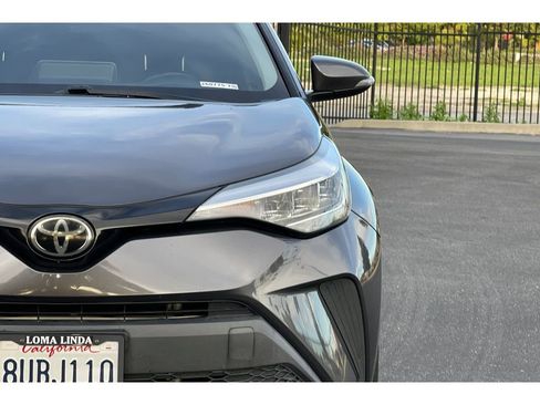Used 2021 Toyota C-HR LE image 17