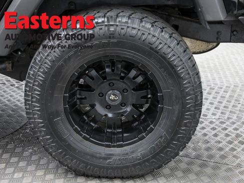 Used 2017 Jeep Wrangler Unlimited Sport w/ Quick Order Package 24S image 31