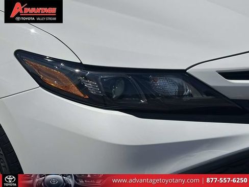 Used 2023 Toyota Camry SE w/ Cold Weather Package AWD/4WD image 12