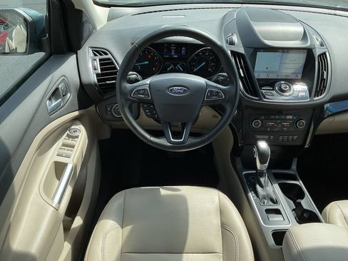 Used 2019 Ford Escape Titanium AWD/4WD image 16
