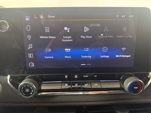 Used 2024 Chevrolet Colorado Z71 w/ Advanced Trailering Package AWD/4WD image 15