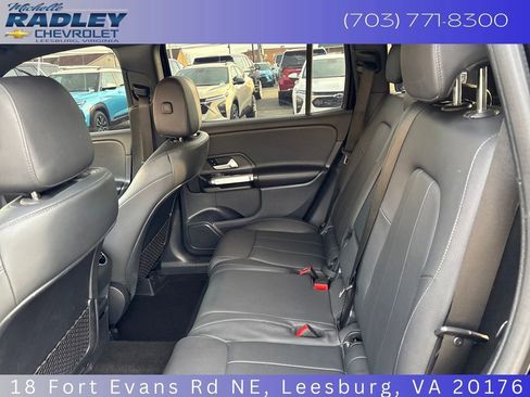 Used 2022 Mercedes-Benz GLB 250 4MATIC image 22