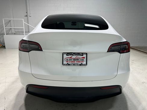 Used 2023 Tesla Model Y Long Range AWD/4WD image 6