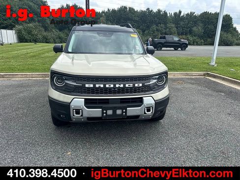 Used 2025 Ford Bronco Sport Badlands w/ Badlands Tech Package AWD/4WD image 2