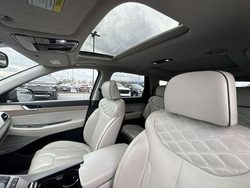 Used 2021 Hyundai Palisade Limited image 22