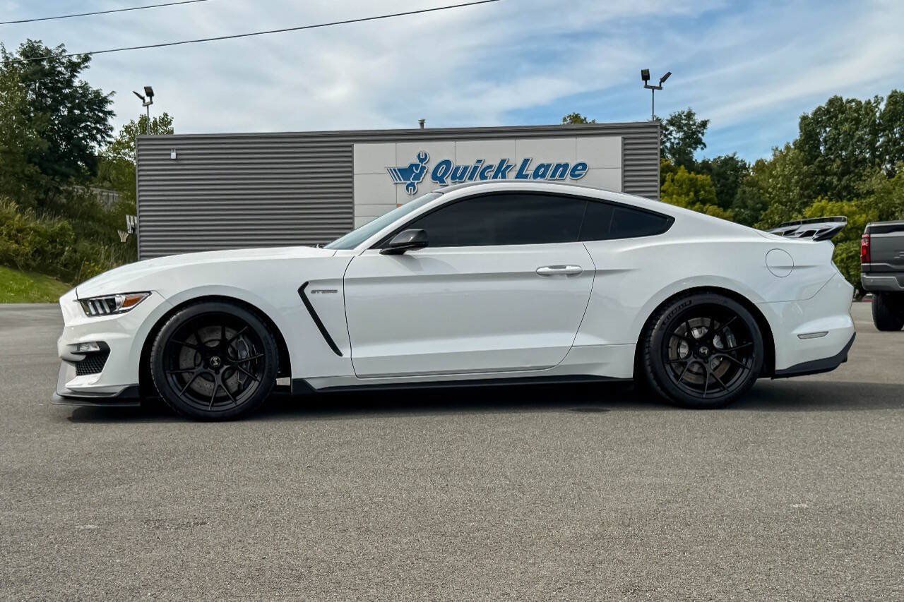 Used 2018 Ford Mustang Shelby GT350 w/ Electronics Package RWD image 19