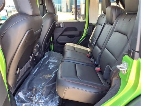 New 2025 Jeep Wrangler Unlimited Rubicon w/ Steel Bumper Group image 13