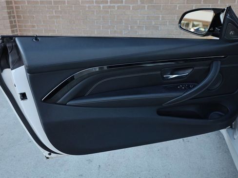 Used 2016 BMW M4 Coupe image 14
