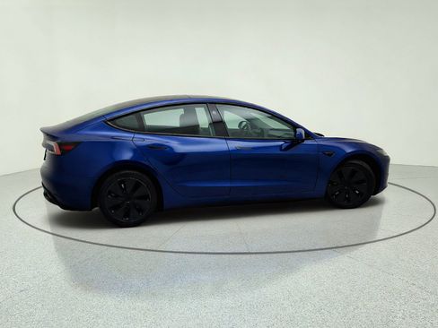 Used 2025 Tesla Model 3 Long Range RWD image 7