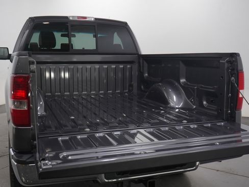 Used 2007 Ford F150 XLT image 11