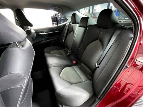 Used 2019 Toyota Camry LE image 35