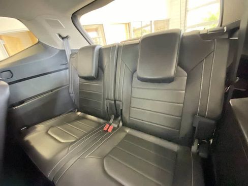 Used 2021 Volkswagen Atlas SEL Premium AWD/4WD image 27
