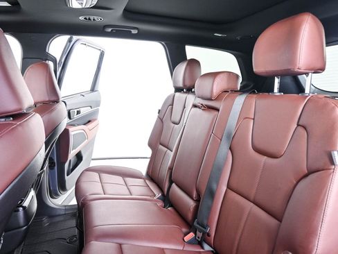 Used 2025 Kia Telluride SX FWD image 20