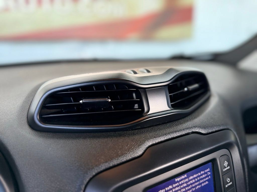 Used 2019 Jeep Renegade Sport AWD/4WD image 26