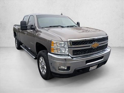 Used 2013 Chevrolet Silverado 3500 LTZ w/ LTZ Plus Package image 3