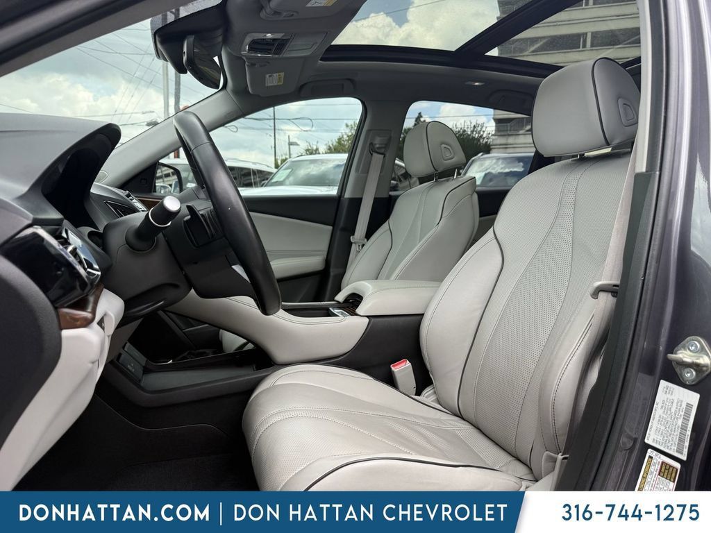 Used 2020 Acura RDX w/ Advance Package FWD image 12