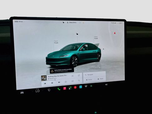 Used 2025 Tesla Model 3 RWD image 13