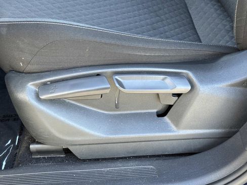 Used 2021 Volkswagen Tiguan S image 20