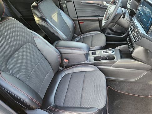 Used 2023 Ford Escape ST-Line w/ Tech Pack #1 FWD image 12