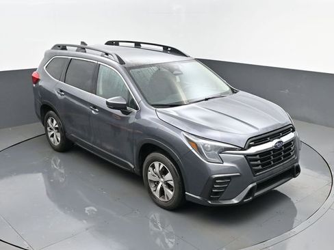Used 2025 Subaru Ascent Premium image 21