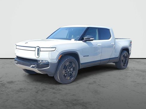 Used 2024 Rivian R1T Adventure AWD/4WD image 2