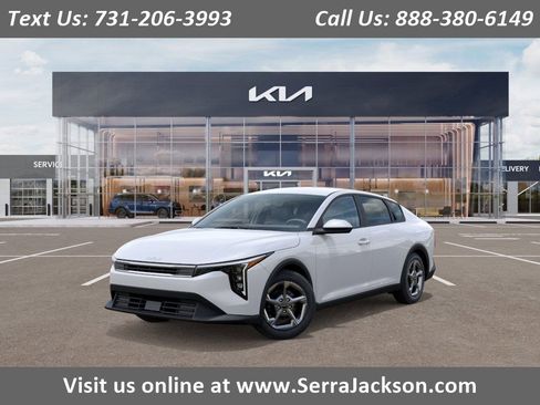 New 2026 Kia K4 LXS image 1