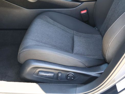 Used 2025 Honda Accord SE image 15