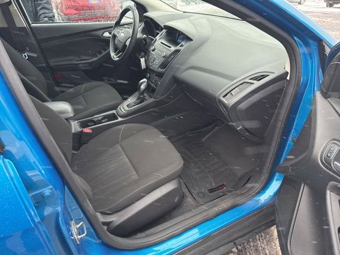 Used 2015 Ford Focus SE image 29