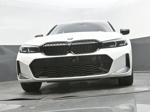 New 2026 BMW 330i Sedan w/ M Sport Package RWD image 49