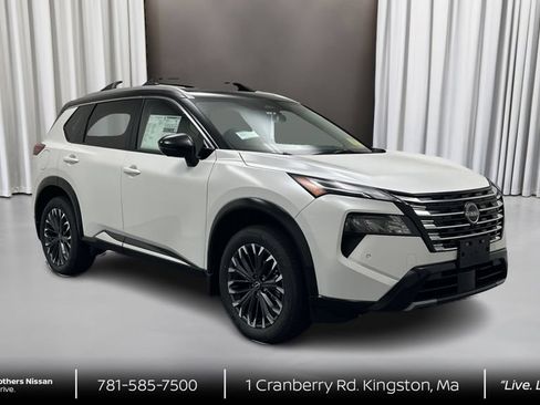 New 2026 Nissan Rogue Platinum AWD/4WD image 3