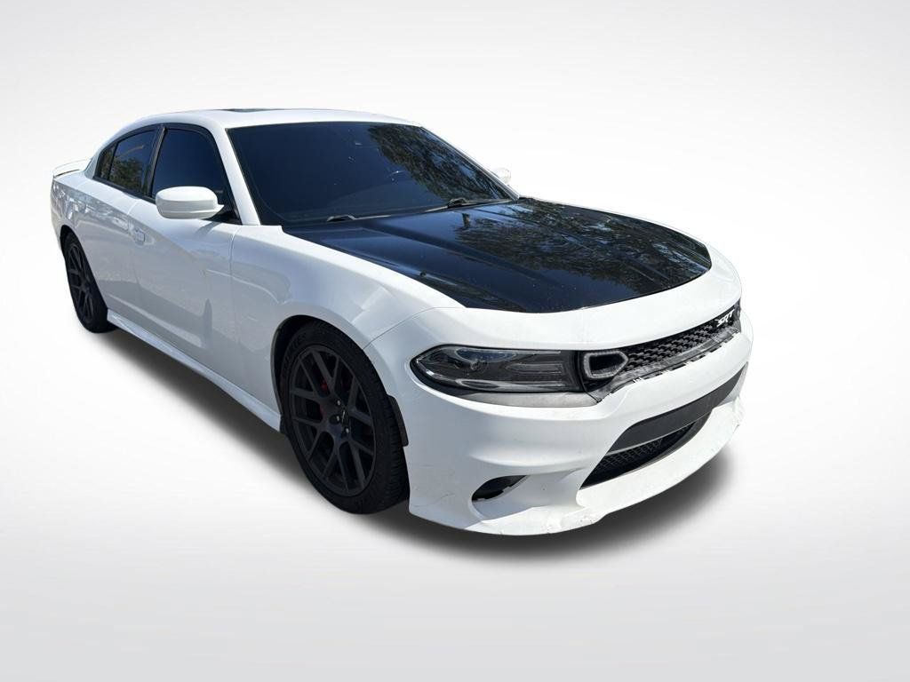 Used 2017 Dodge Charger R/T Scat Pack w/ Technology Group RWD image 2