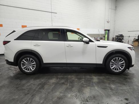 Used 2024 MAZDA CX-90 3.3 Turbo w/ Preferred Package AWD/4WD image 10
