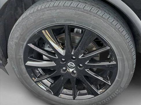 Used 2023 Nissan Murano SV w/ SV Midnight Edition Package image 7