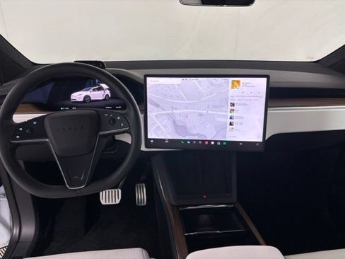 Used 2023 Tesla Model X AWD/4WD image 13