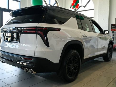 New 2026 Chevrolet Traverse LT w/ Driver Confidence Package image 5